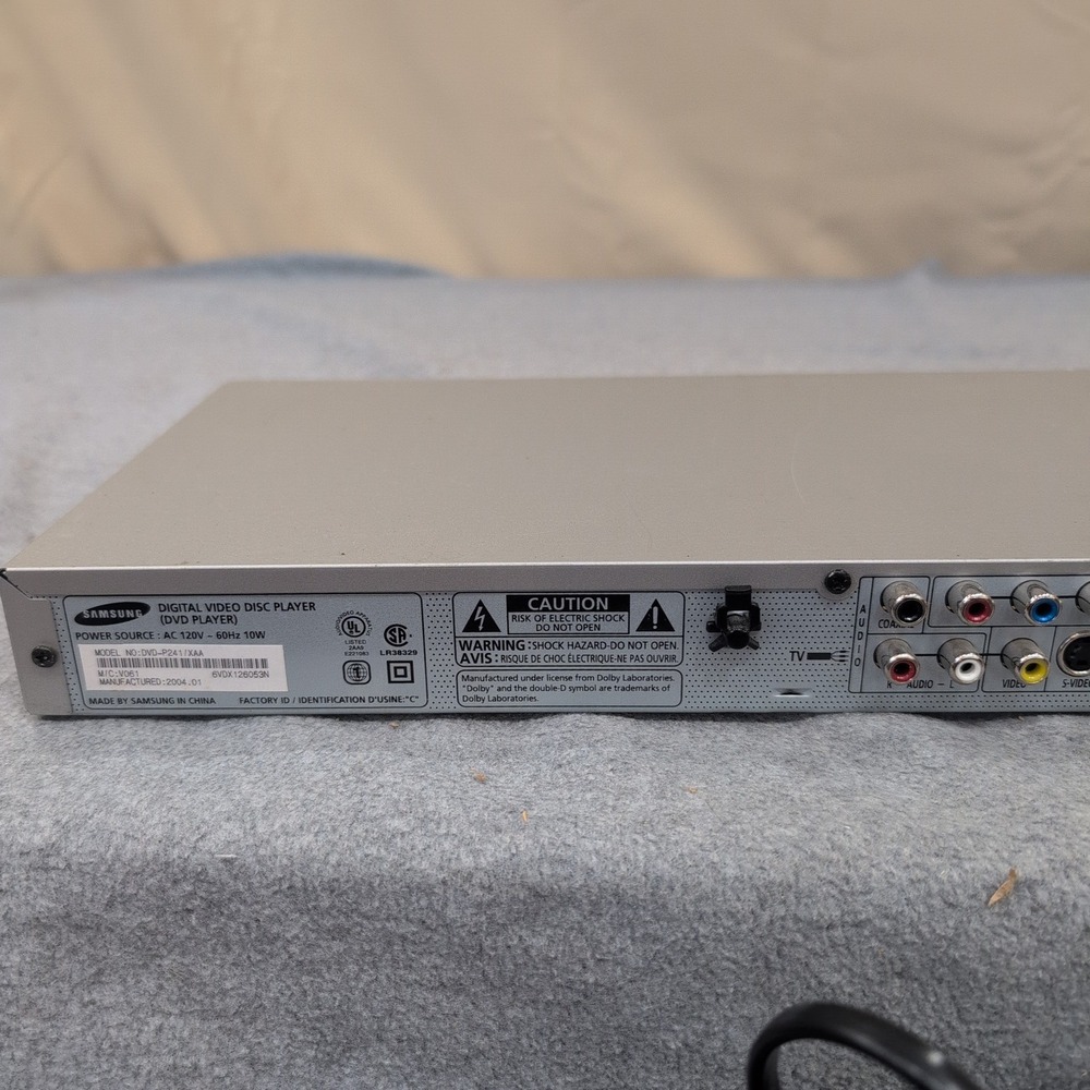 Samsung DVD-P241 Progressive Scan DVD Player Silver MP3 JPEG DVD-P241/XAA - Picture 4 of 8